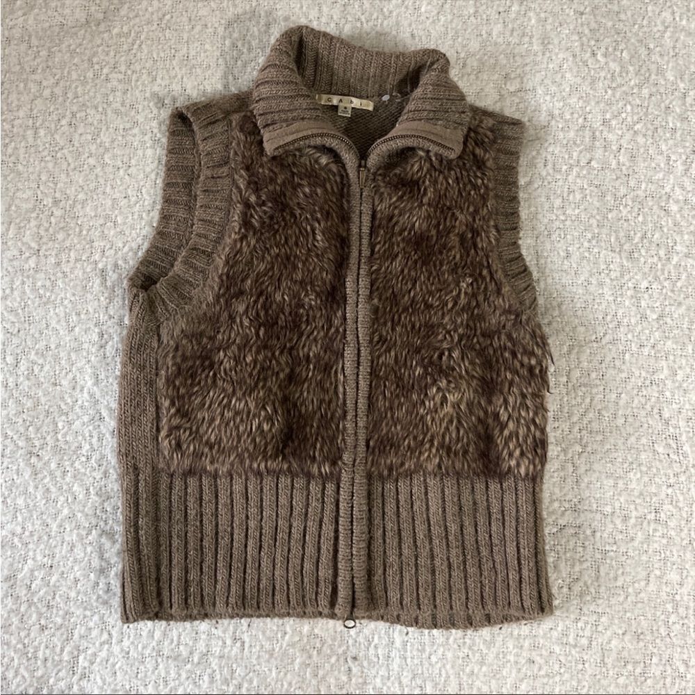 ‎Cabi small fuzzy vest